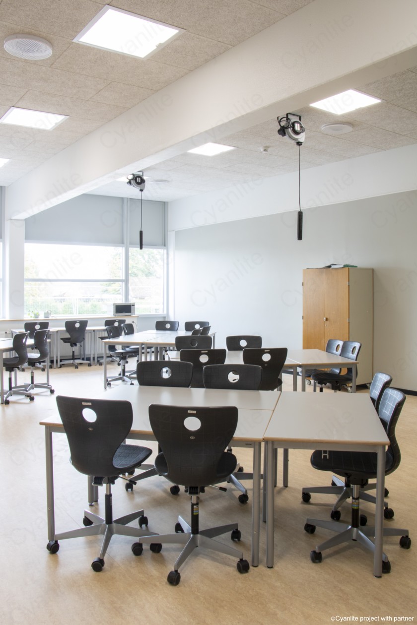 Cyanlite LED panel with integrated wireless sensor PIR motion sensor DALI school class room